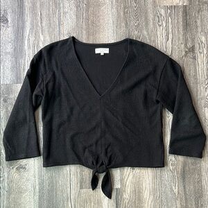 Madewell Texture and Thread Top Black Tie Front Cotton Top Size Medium V Neck